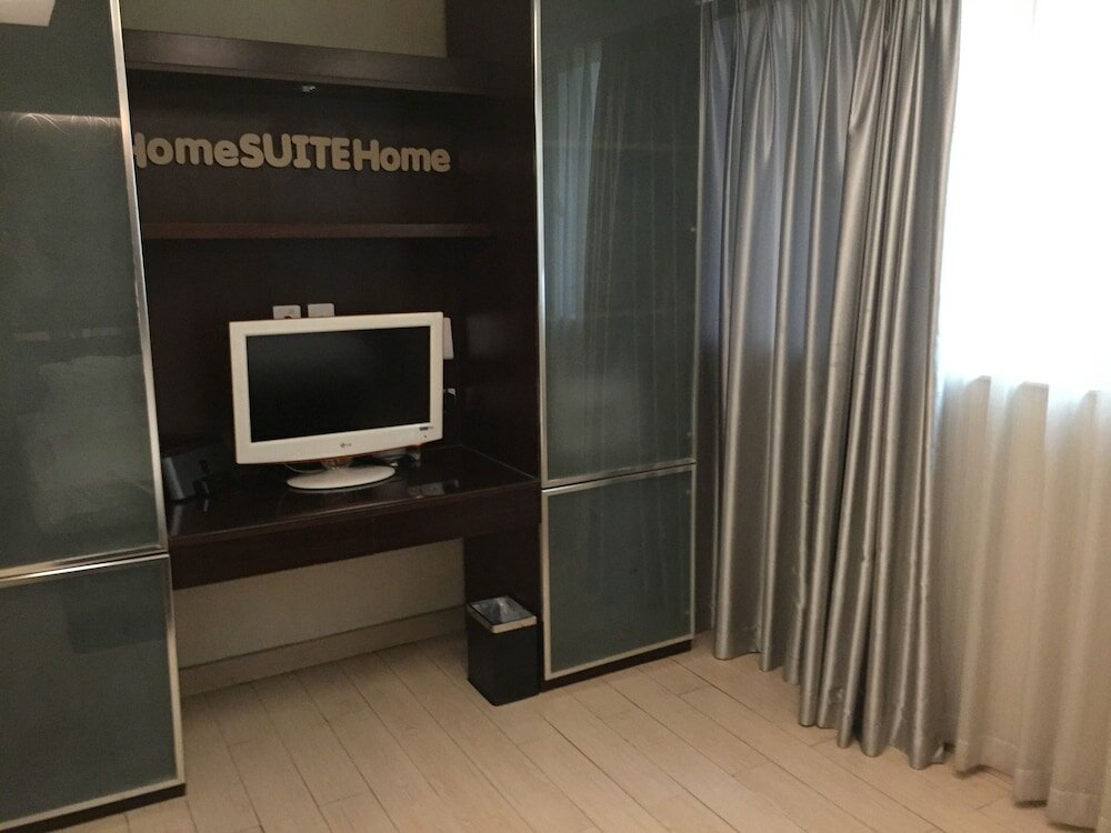 Фото Pop Inn Mong Kok