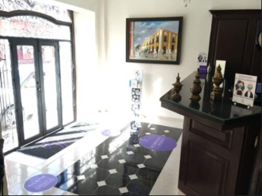 Фото Hotel Plaza Colonial