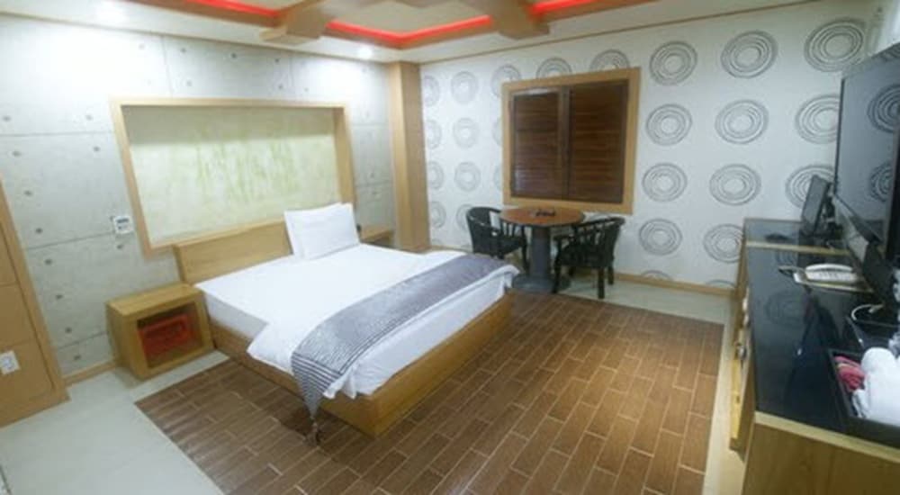 Фото Goryeo Hotel