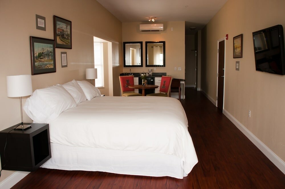 Фото Key West Resort on Lake Dora