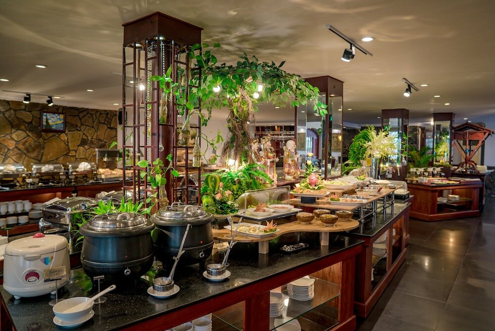 Фото Royal Hotel Saigon