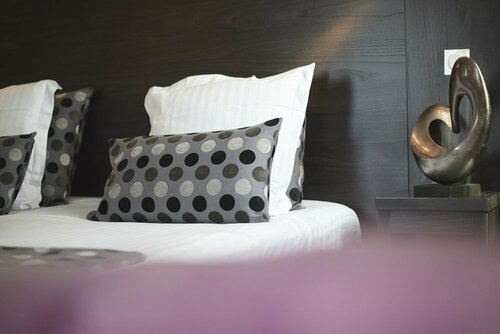 Гостиница Seven Urban Suites Nantes Centre в Нанте