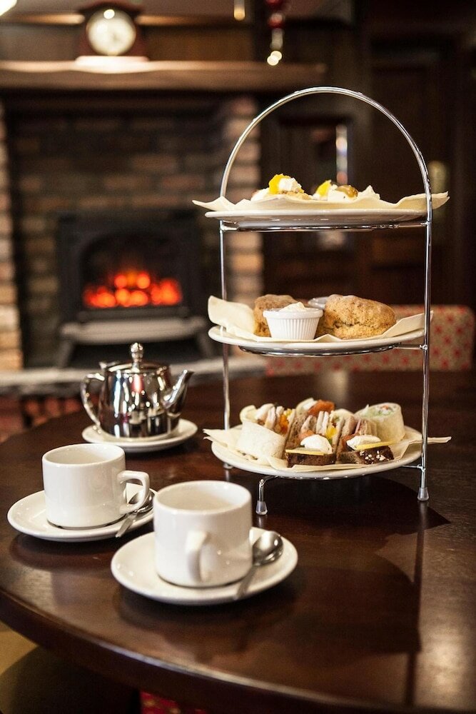 Фото Latterkenny Court Hotel