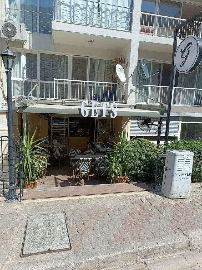 Confectionary Gets Refined Patisserie, Izmir, photo