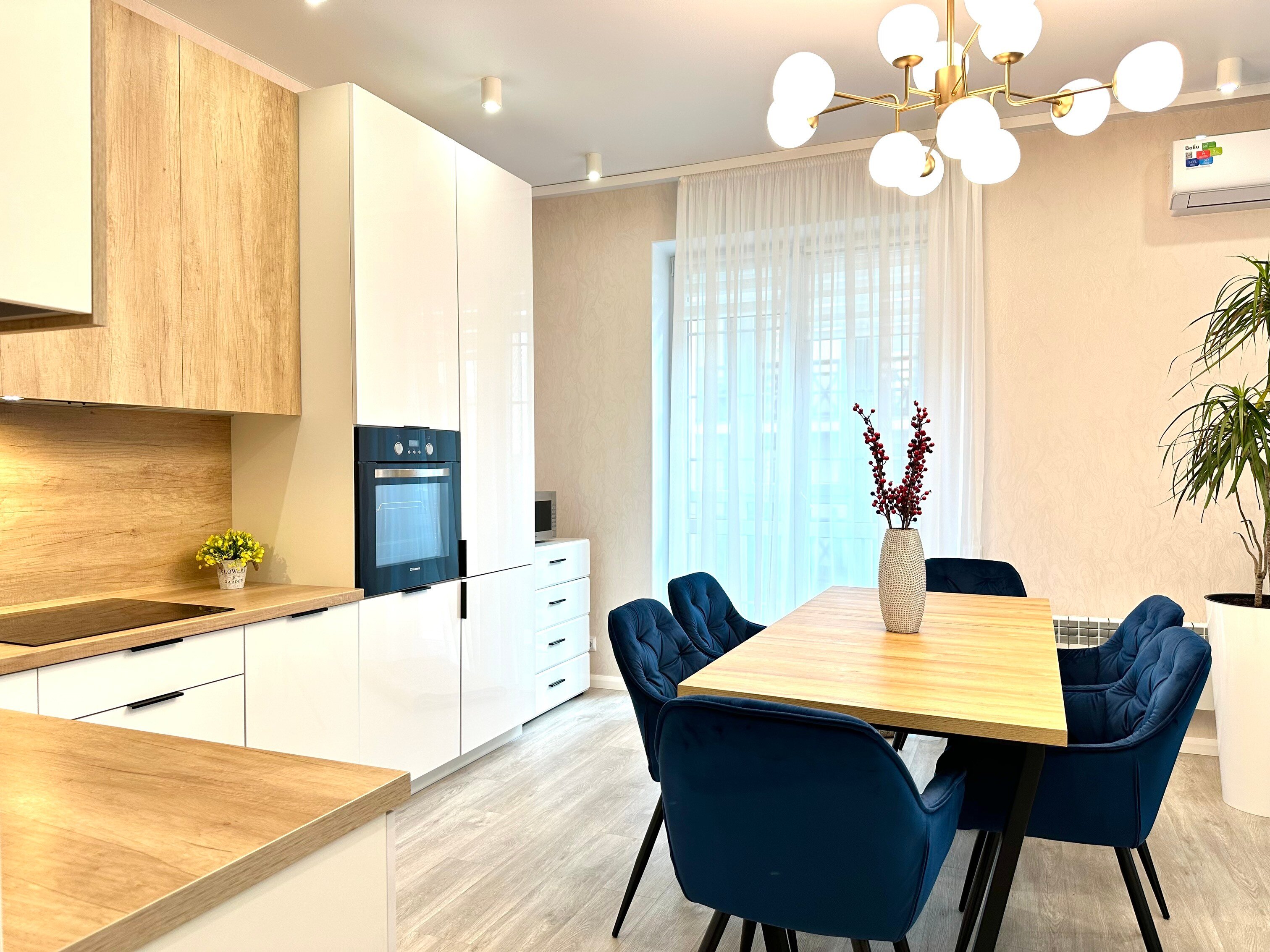 Фото Апартаменты 2-х комнатные Резиденция у моря