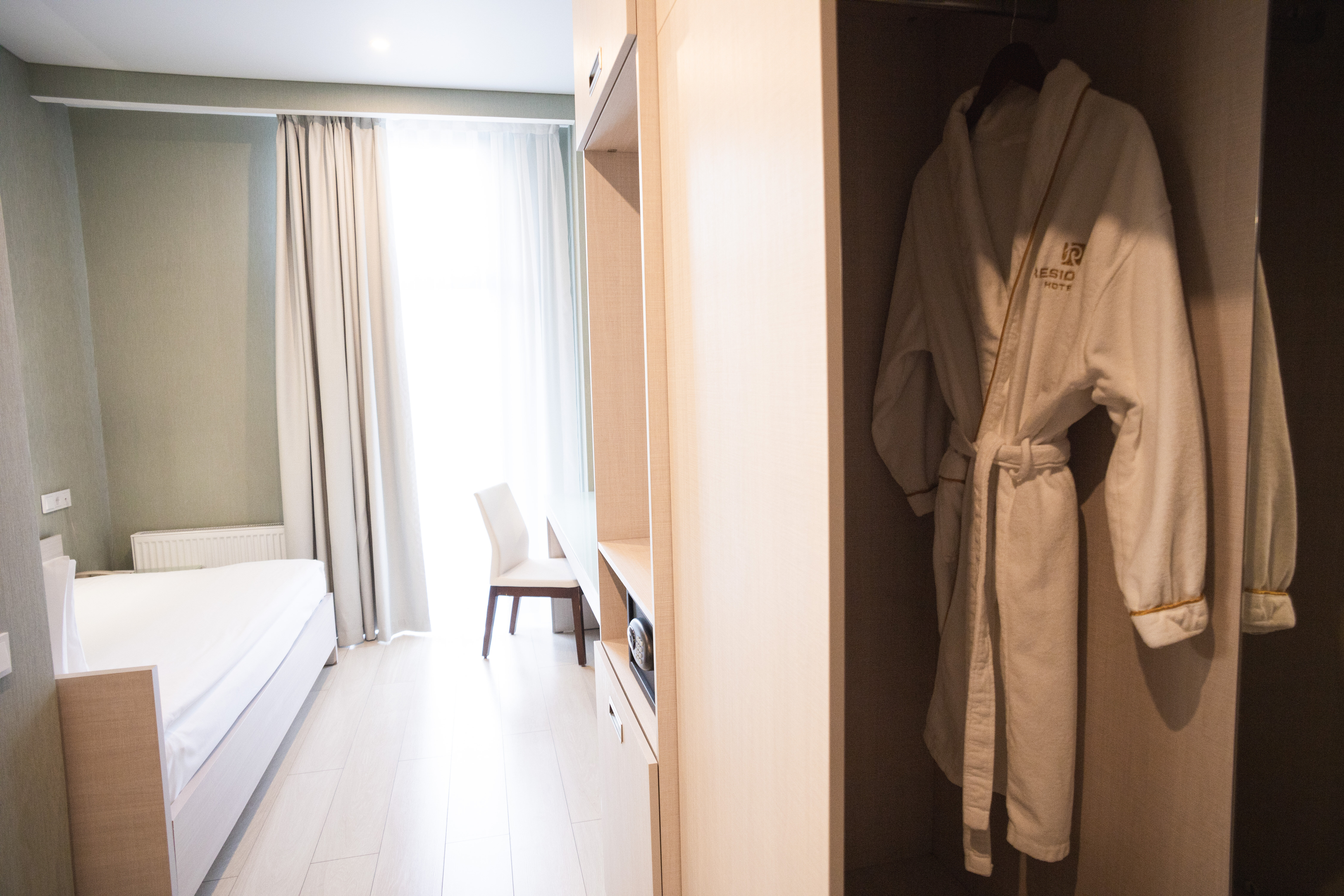 Фото Resident City Hotel