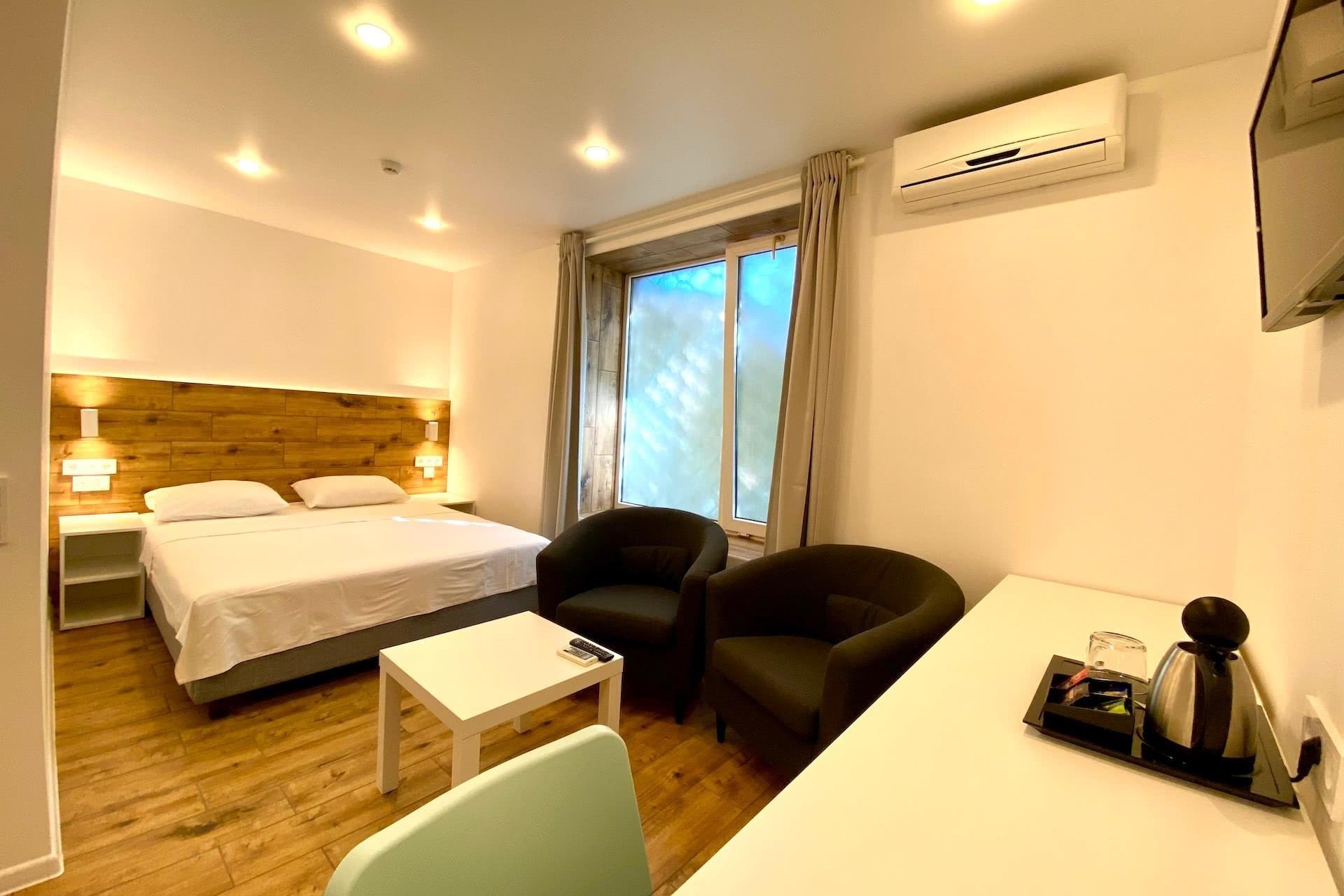 Фото отеля 2