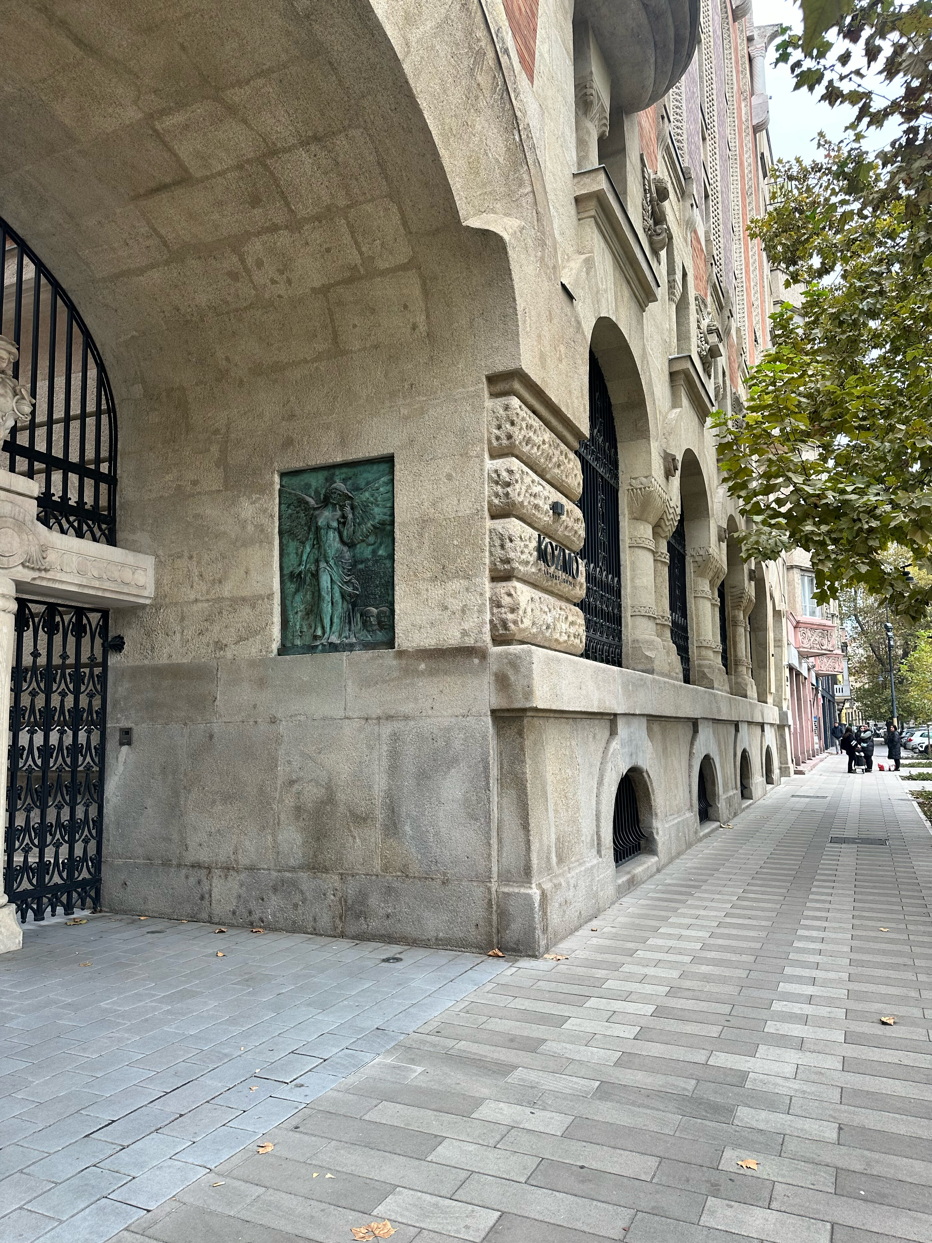 Фото Kozmo Hotel Suites & SPA