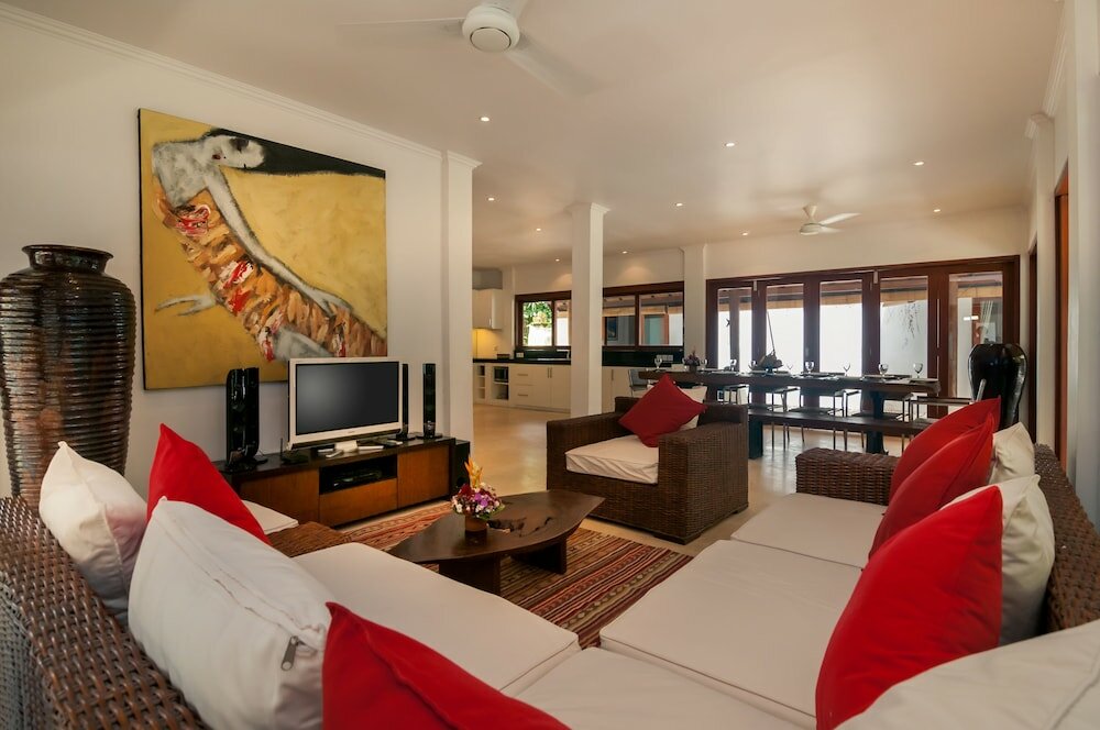 Фото The Jasmina Estate