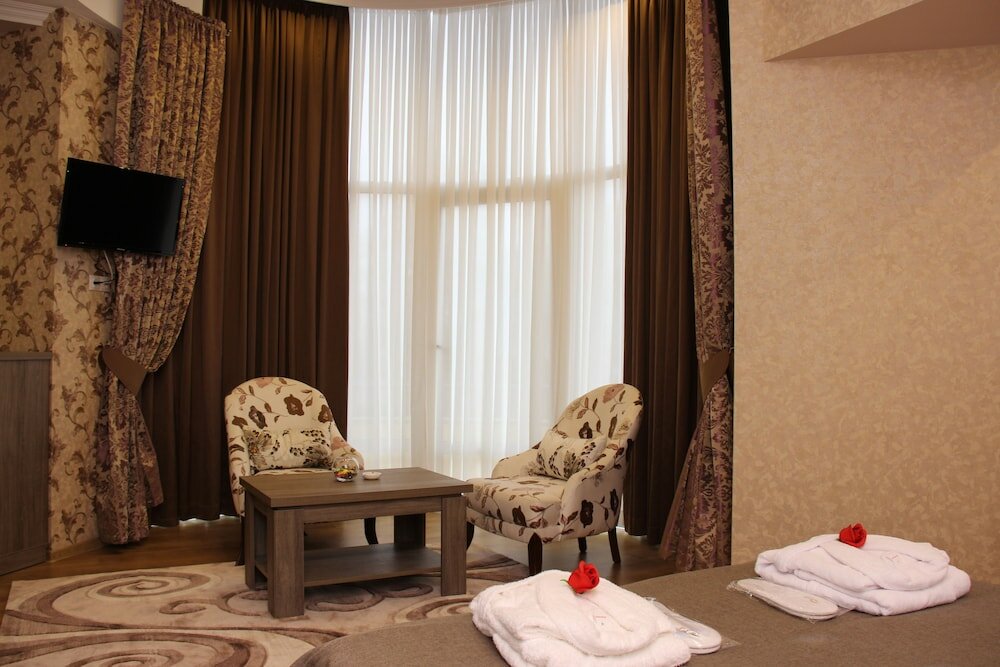 Фото Отель Monopoli Кутаиси