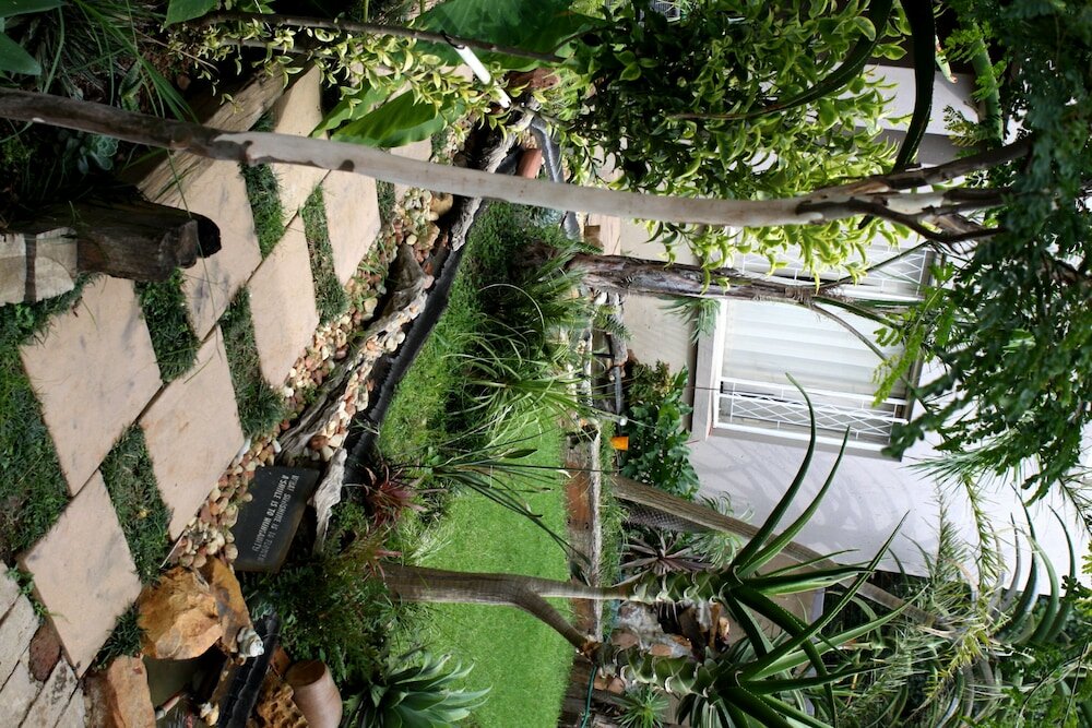 Фото Airport Lodge Guest House