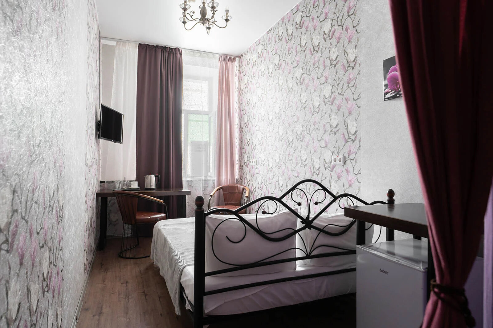 Фото Апельсин у Театра