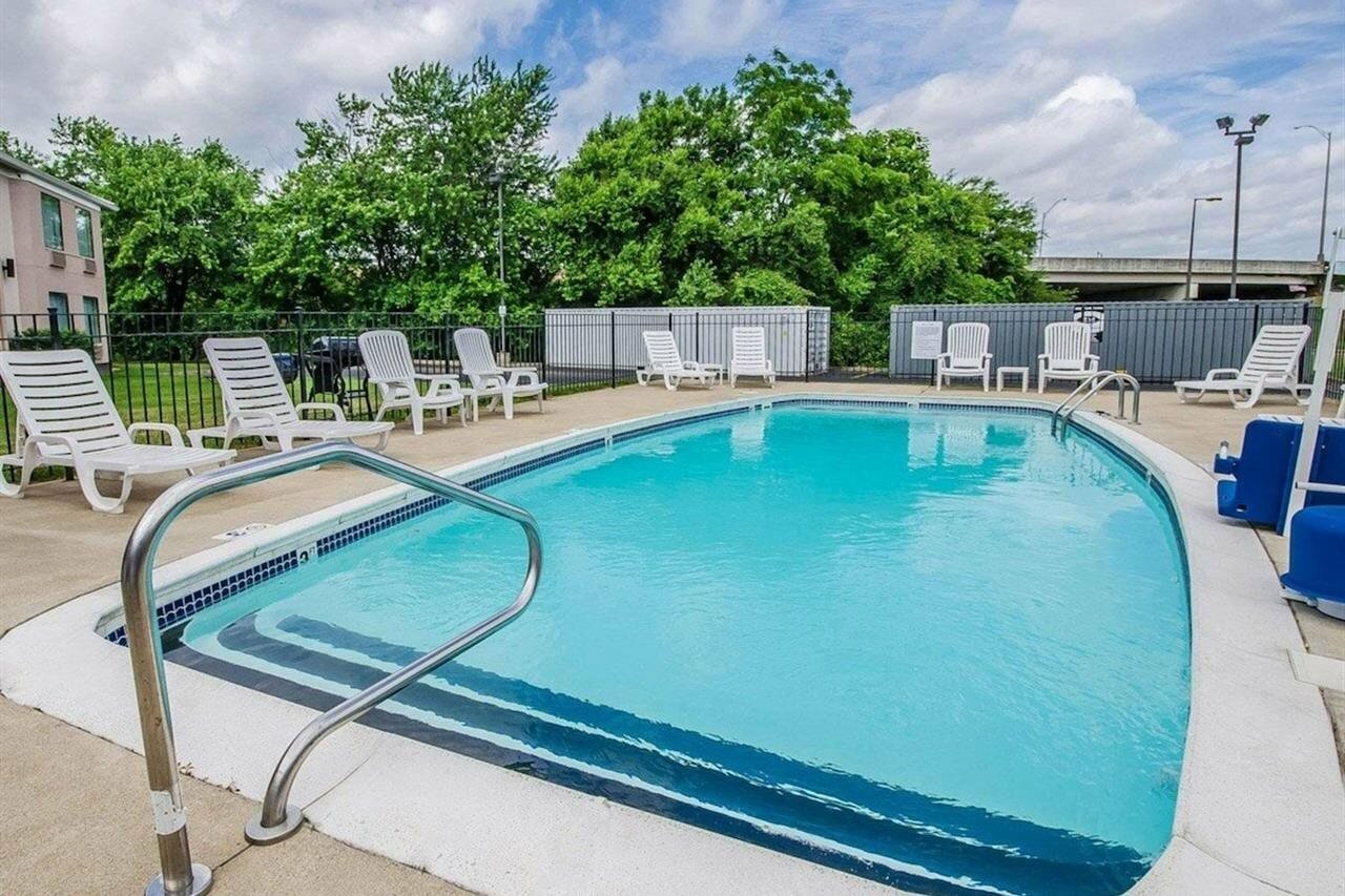 Фото Sleep Inn Louisville Airport & Expo