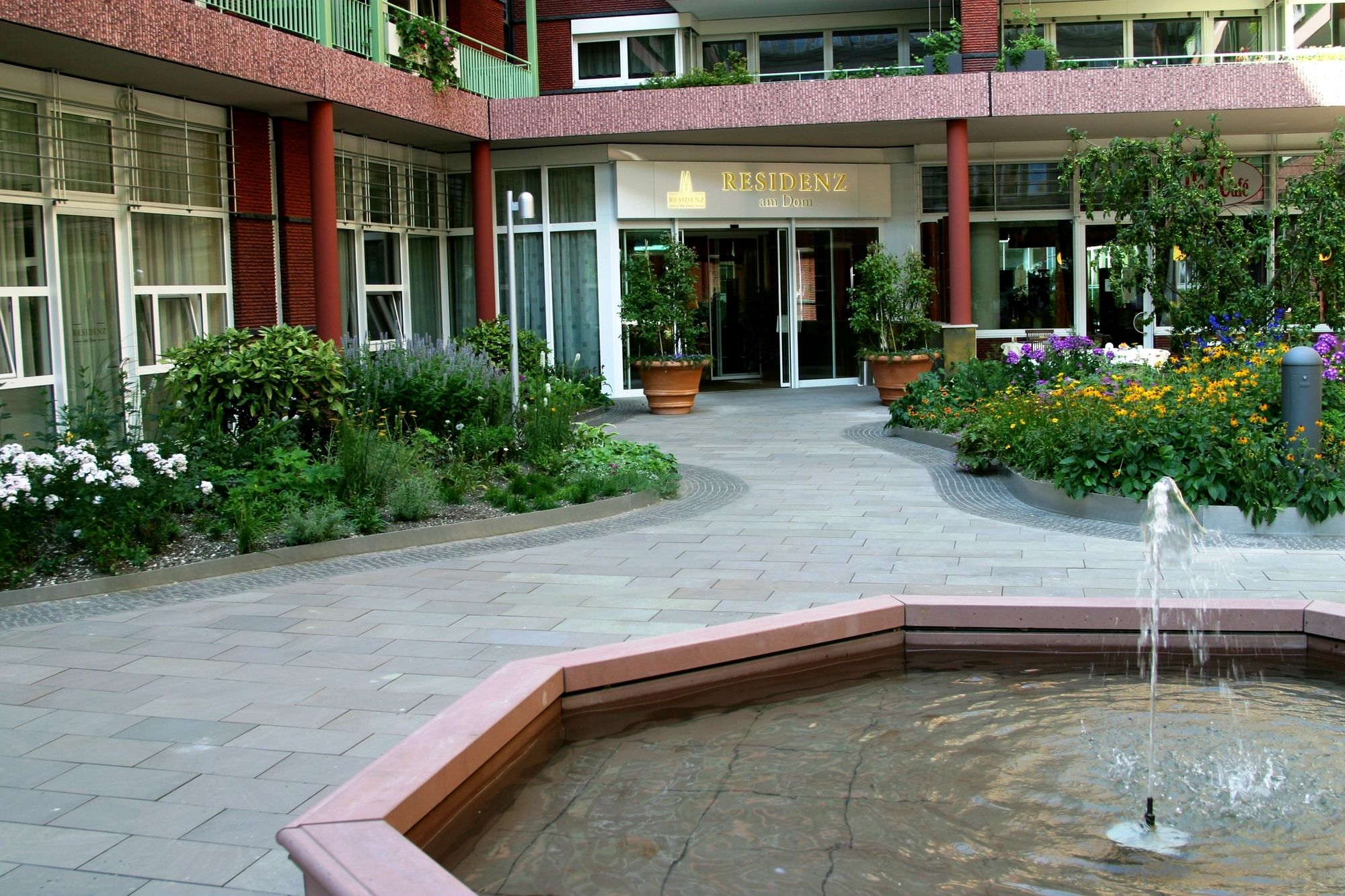 Фото Residenz am Dom Boardinghouse Apartments