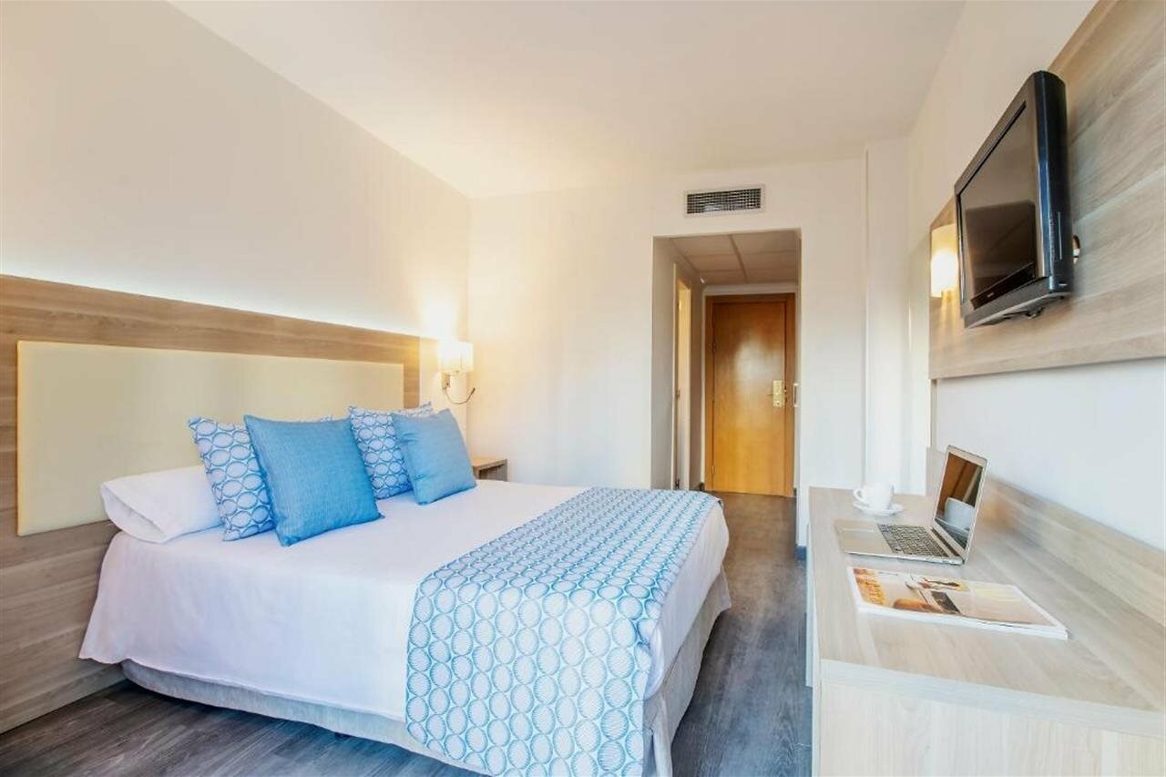 Фото Hotel Benidorm East by Pierre & Vacances