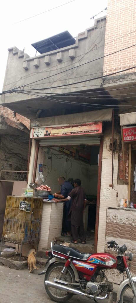 Egg and poultry meat Abdul Jabbar chicken sale center, Lahore, photo