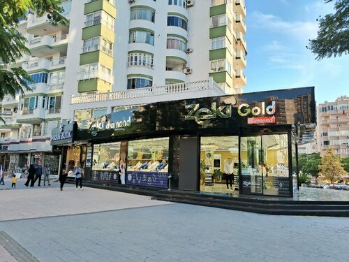 Zeki gold Fotoğraf 1