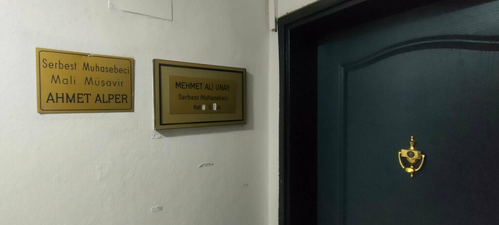 Tax consultants Smmm Ahmet Alper, Izmir, photo