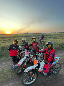 Motoclub (Omsk, Okruzhnaya doroga, 17А) ، مركز ترفيهي
