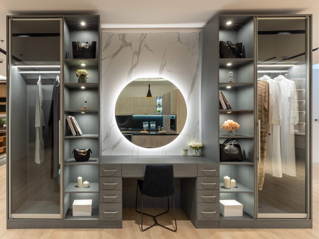 Closets Closet World Dubai, Dubai, photo