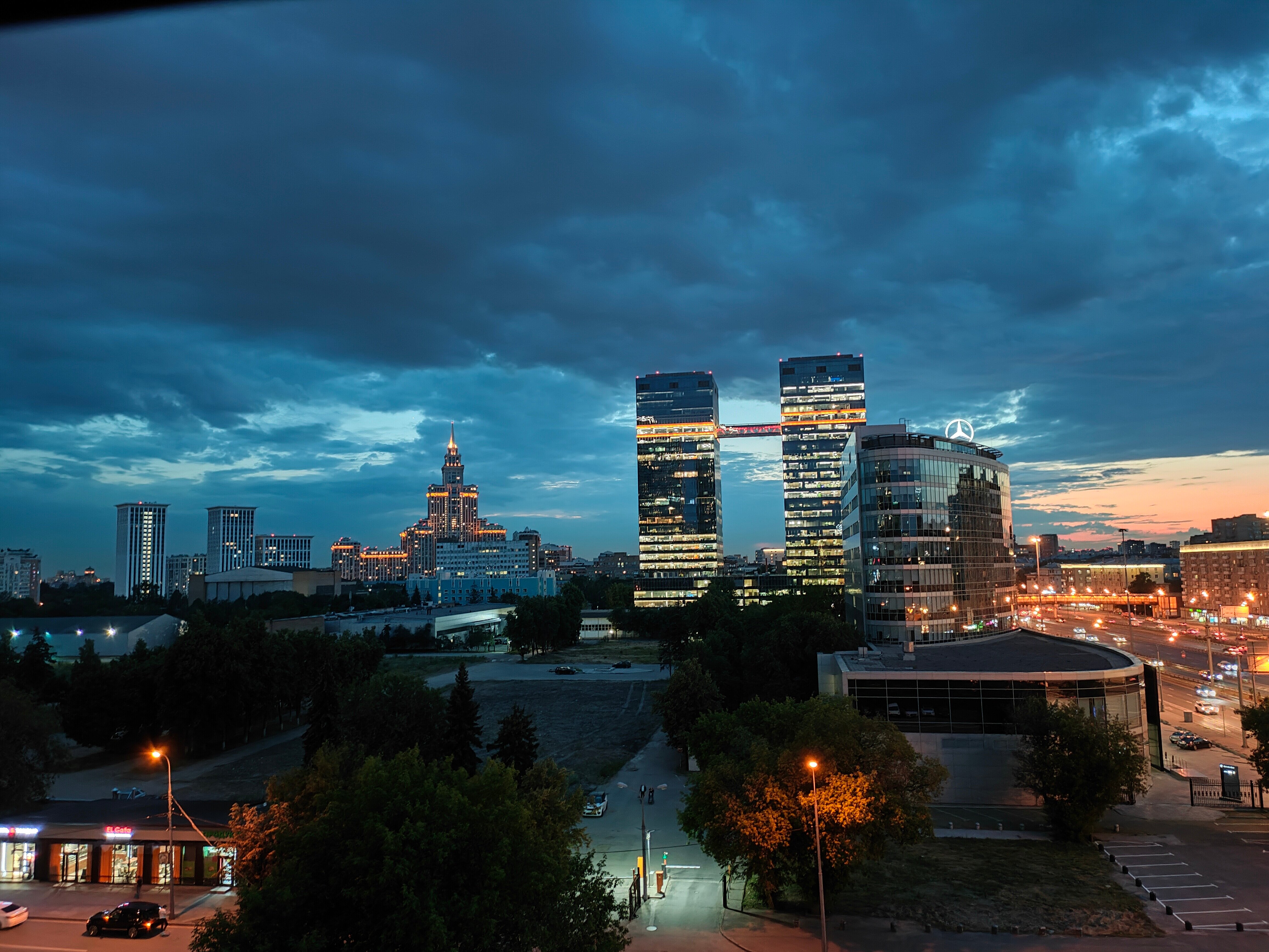 Фото Аэрополис