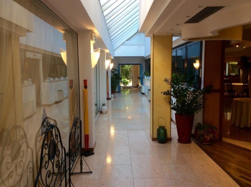 Фото Hotel Due Torri Tempesta Di Casarin Venerio & C. SAS