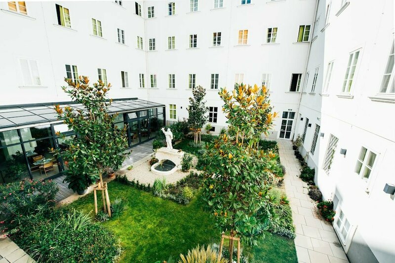 Апартаменты MyNext - Johannesgasse Apartments в Вене