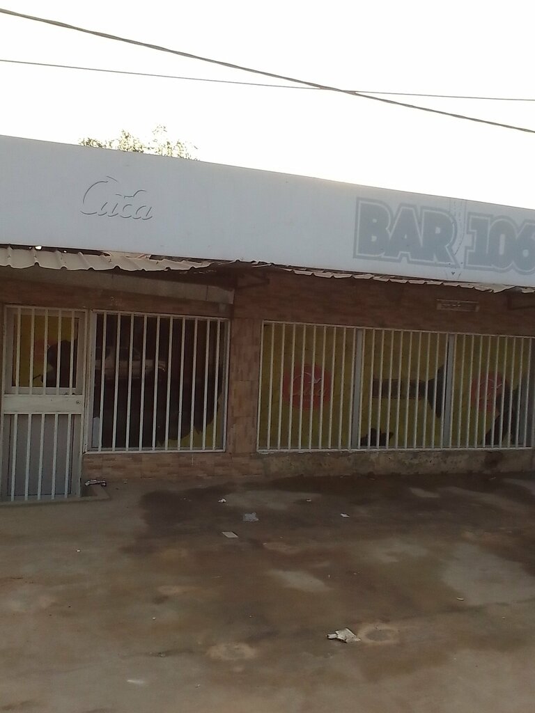 Bar, pub Bar 106, Loanda, photo