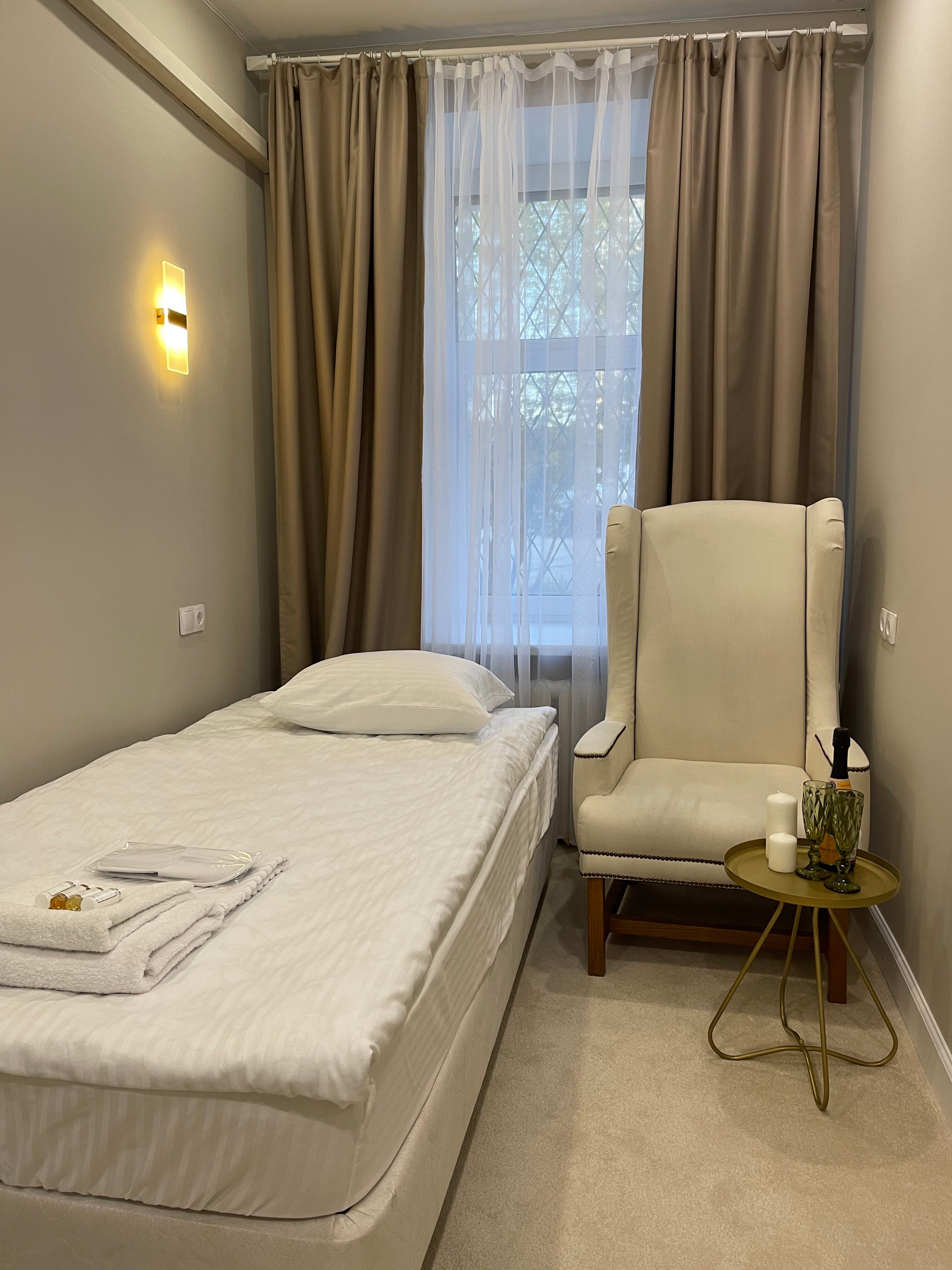 Фото Городской отель Гости