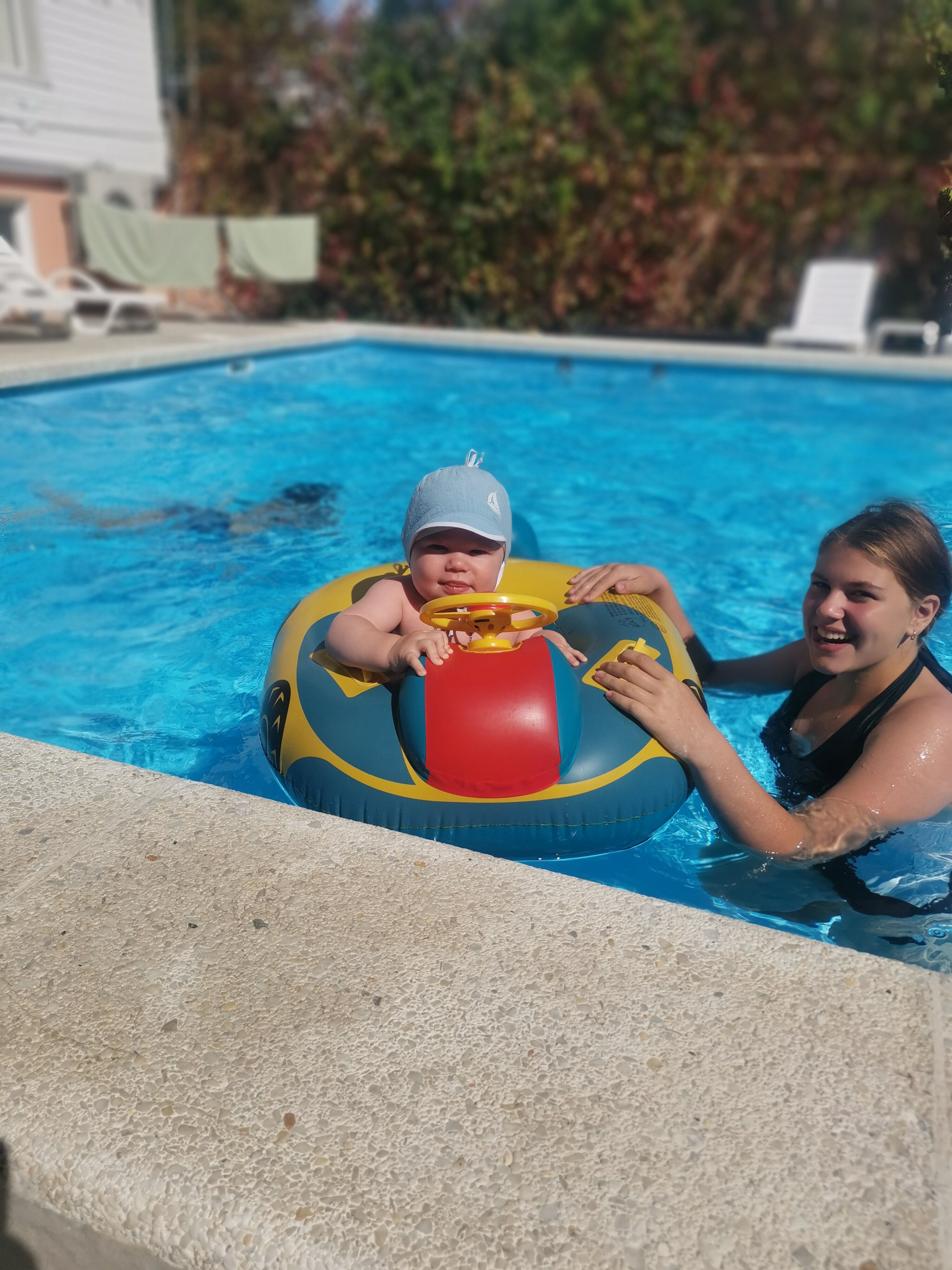 Фото Глориос