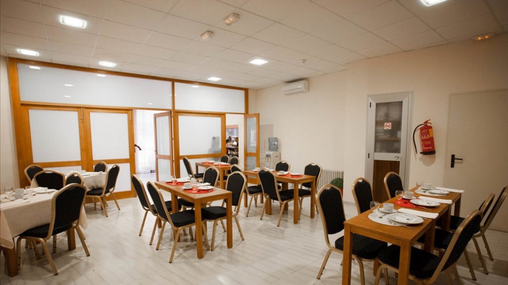 Фото Hotel Amic Colon