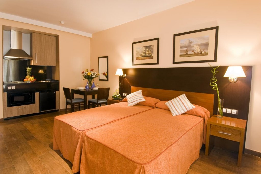 Фото Hotel Ritual Torremolinos - Adults only