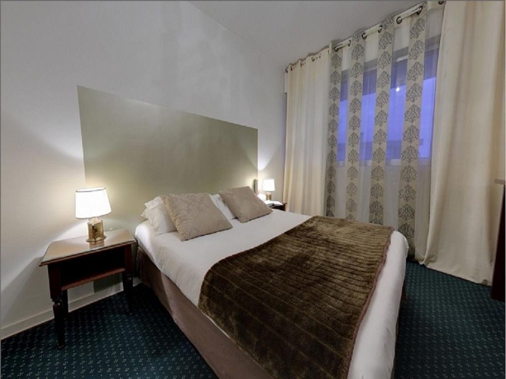 Фото отеля 3