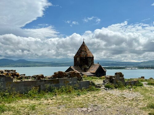 Внешний вид отеля Garden Inn Resort Sevan в Цамакаберде, фото 3