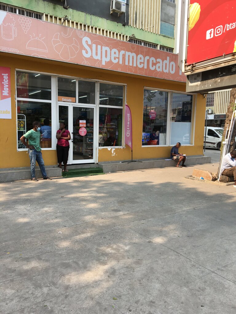 Supermarket Fátima, Loanda, photo