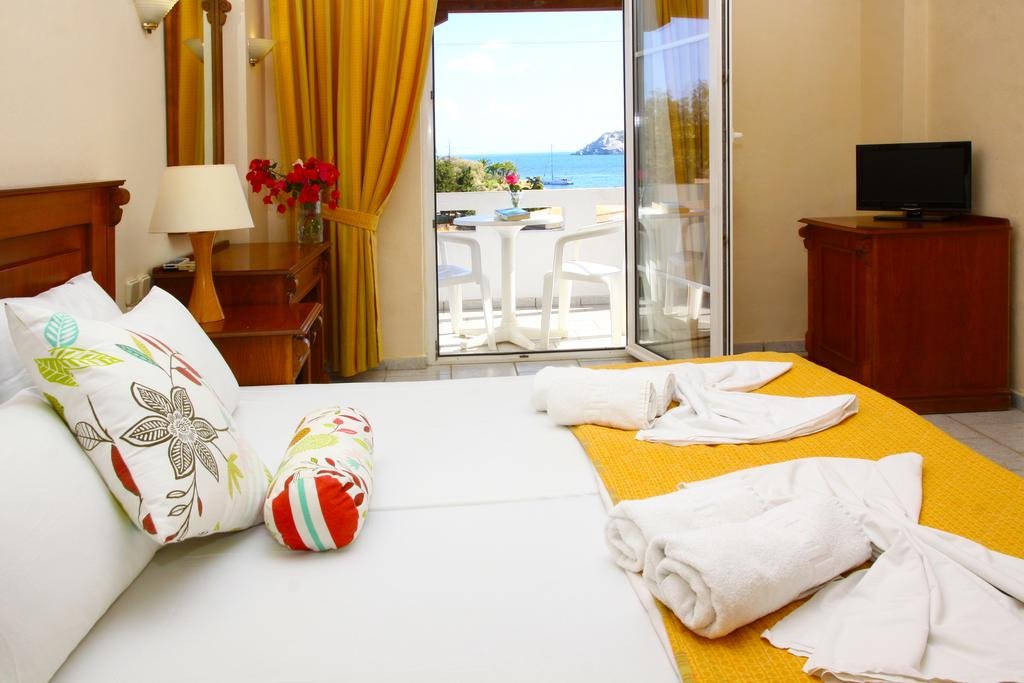 Фото Alexander House