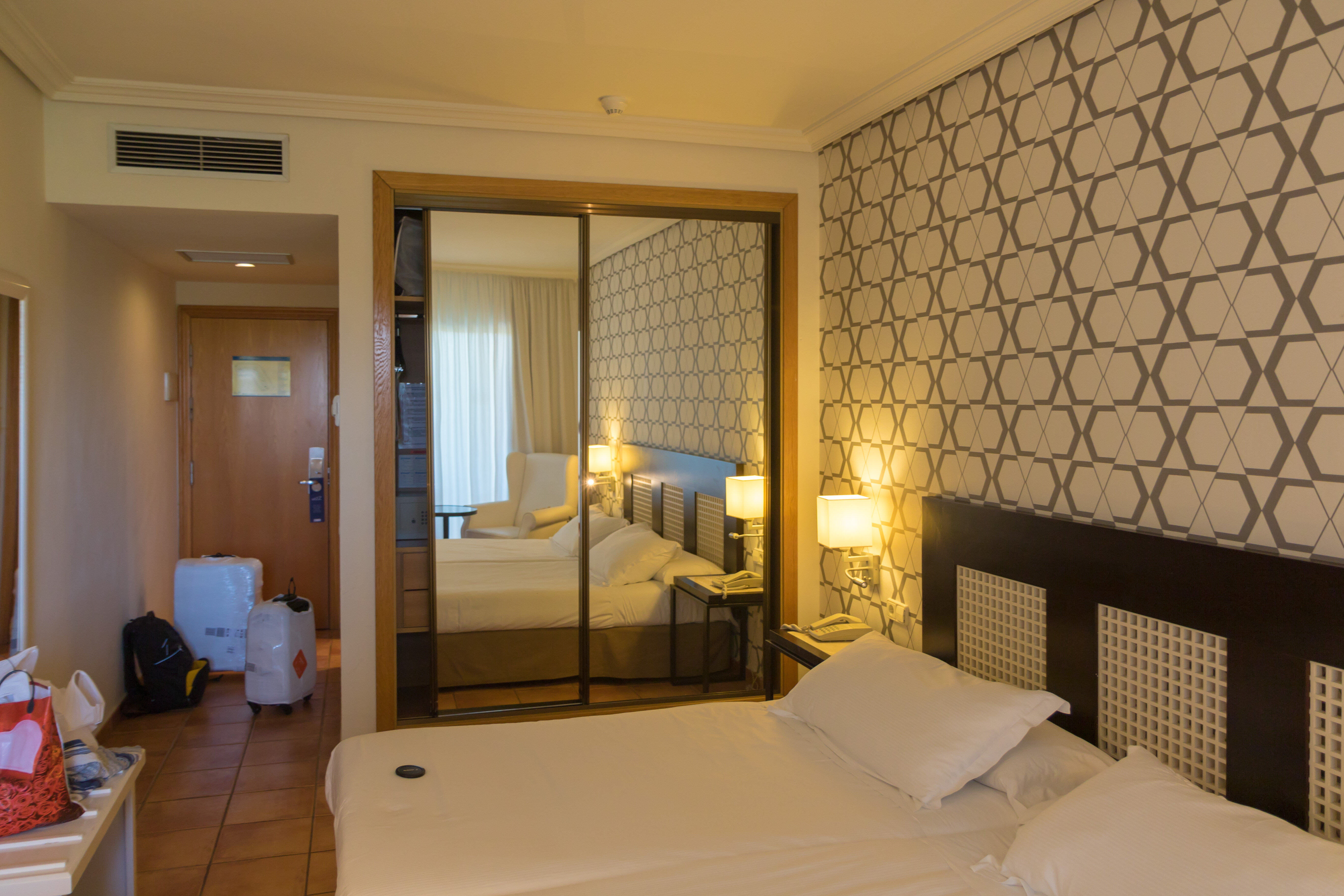 Фото H10 Salauris Palace