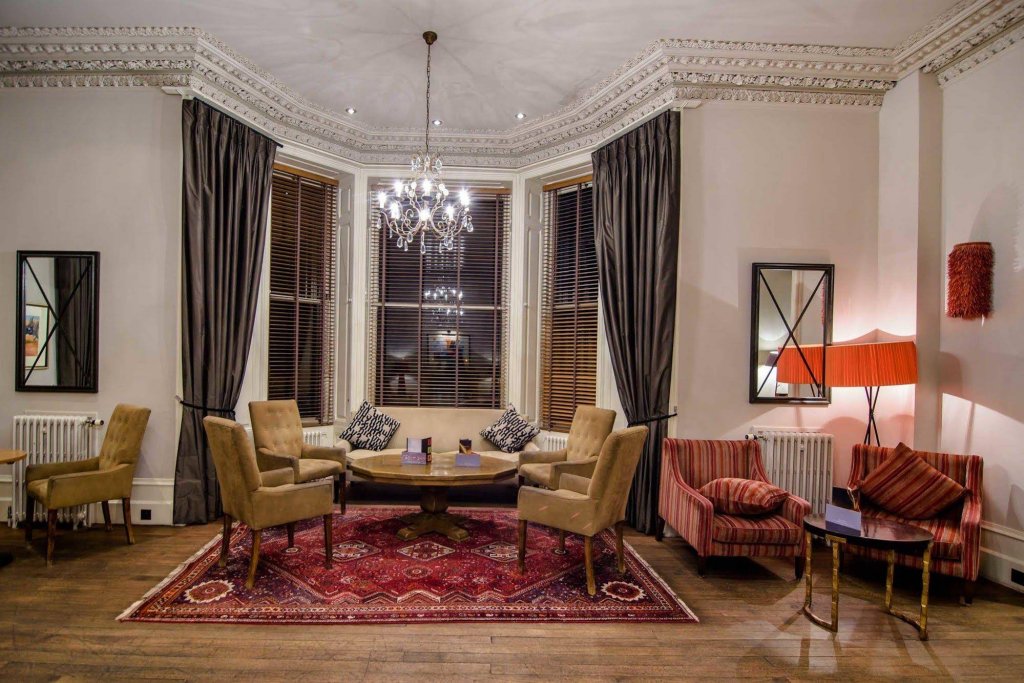 Фото Muthu Newton Hotel