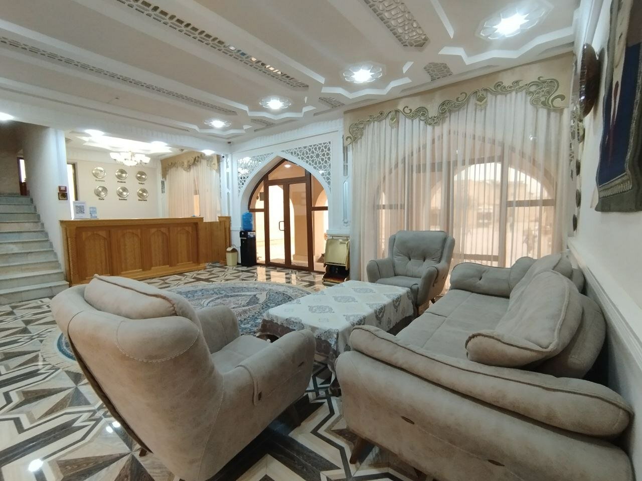 Фото отеля 2