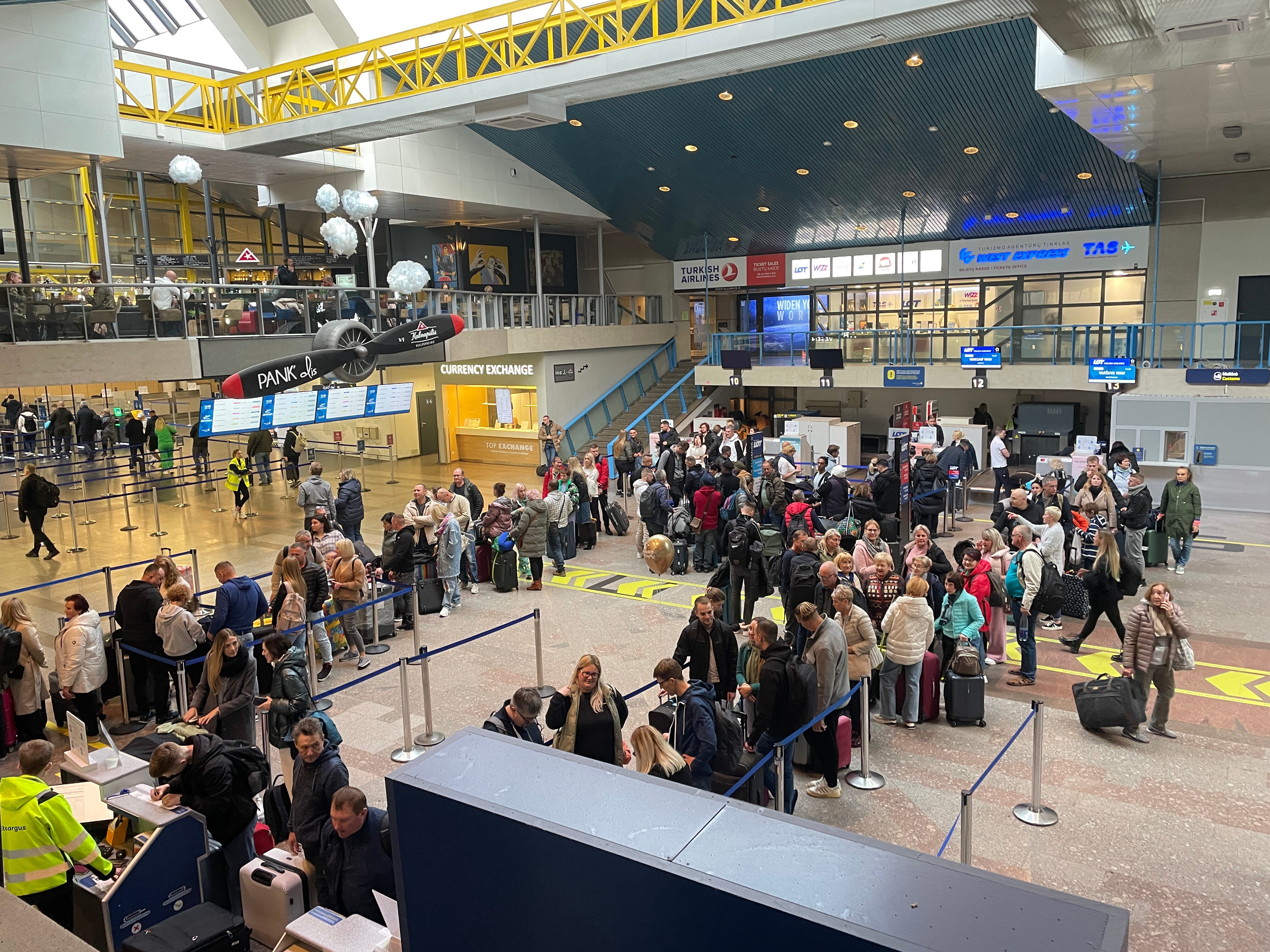 Lithuanian Airports says Soviet-era terminal "a propaganda tool", calls for demo