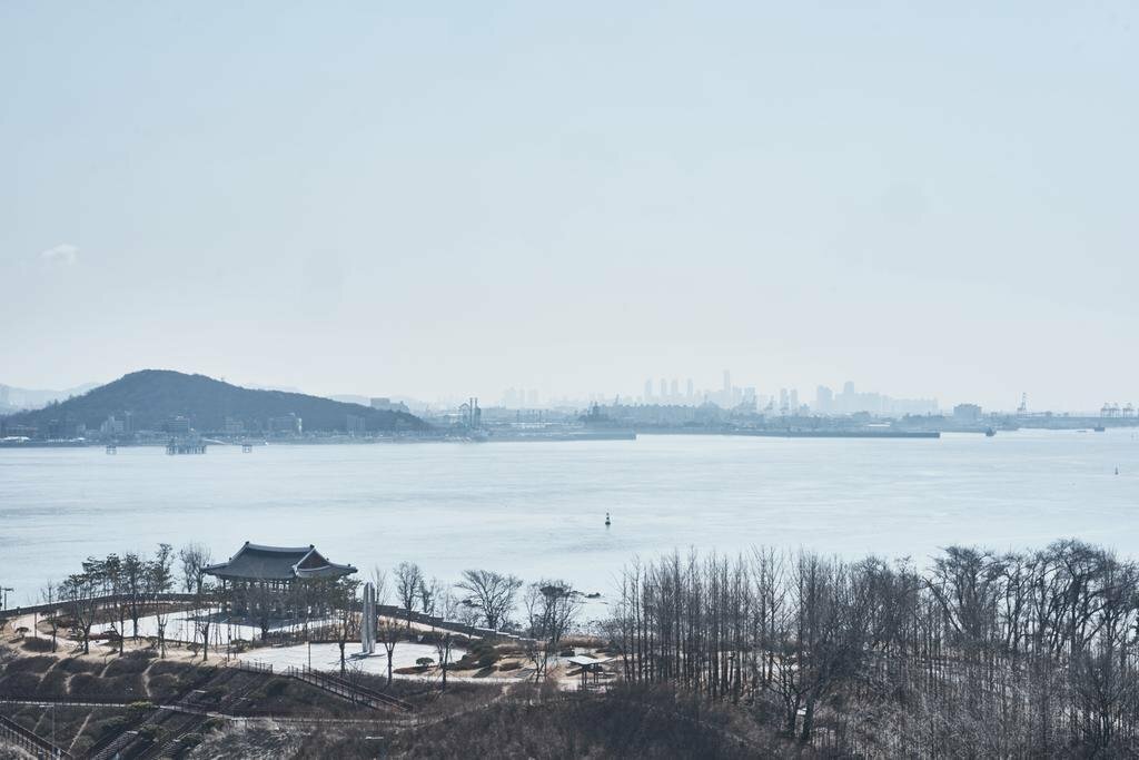 Фото Royal Emporium Hotel