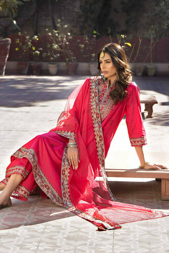 Nishat Linen clothing store City Centre Sharjah Alnahdha Al Senaiyat Sharjah Yango Maps