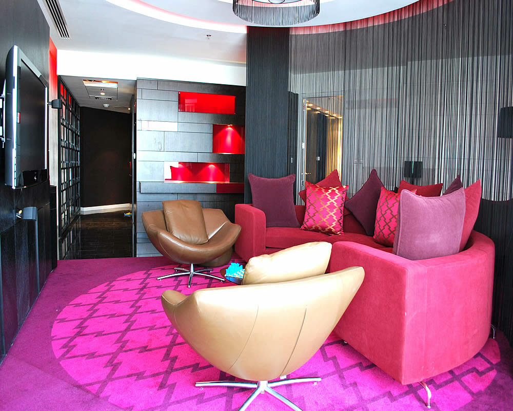 Wallpaper store Walltracts, Dubai, photo