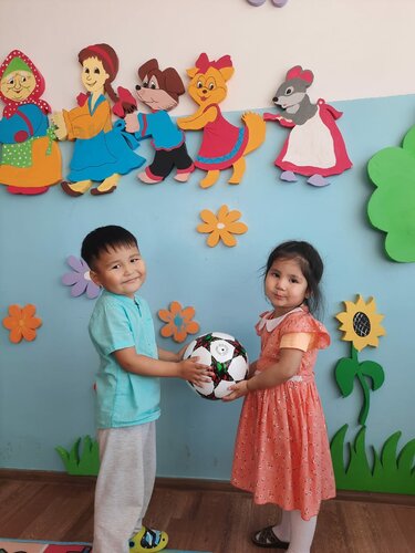 Үлкен мүшелерді соратын жезөкшелердің фотосуреттері