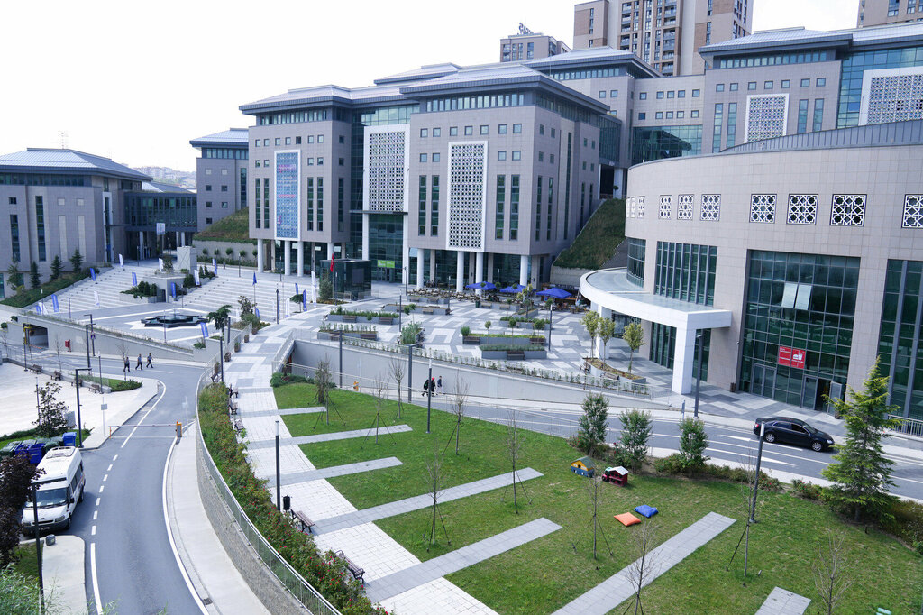 كلية، جامعة Halic University Faculty of Science and Literature ، اسطنبول، صورة