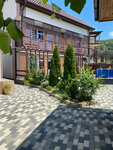 Alevtina (posyolok gorodskogo tipa Novomikhaylovskiy, Avtobazovskiy pereulok, 2), hotel
