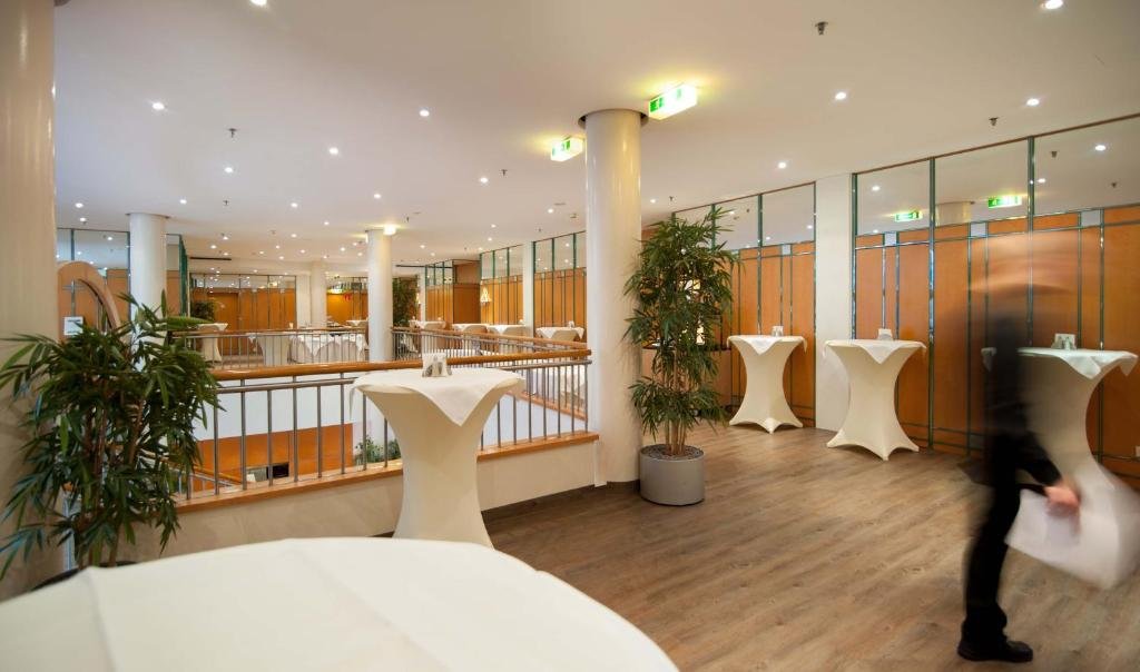 Фото Hotel Metropol