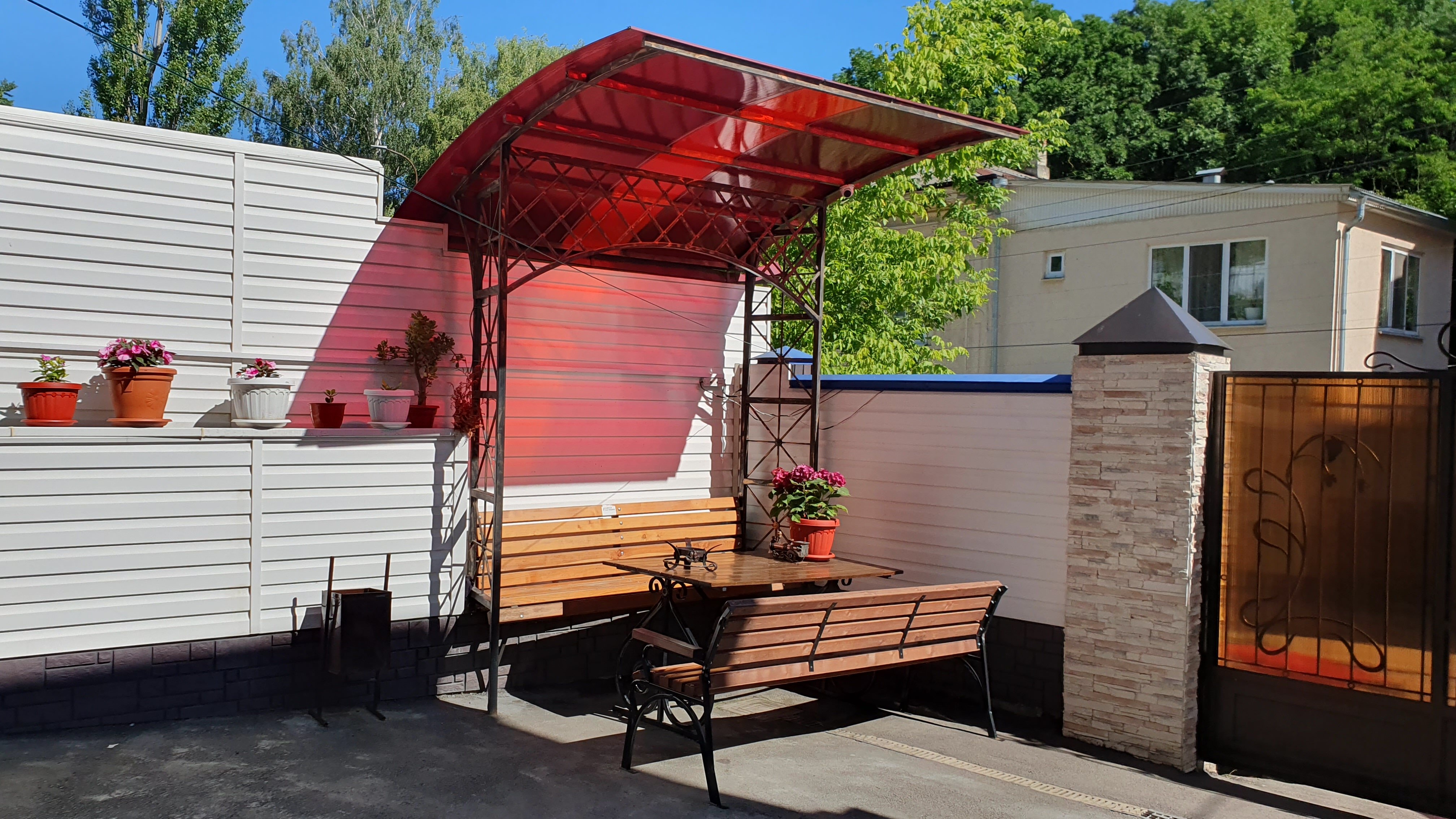 Фото Нарзан Вест