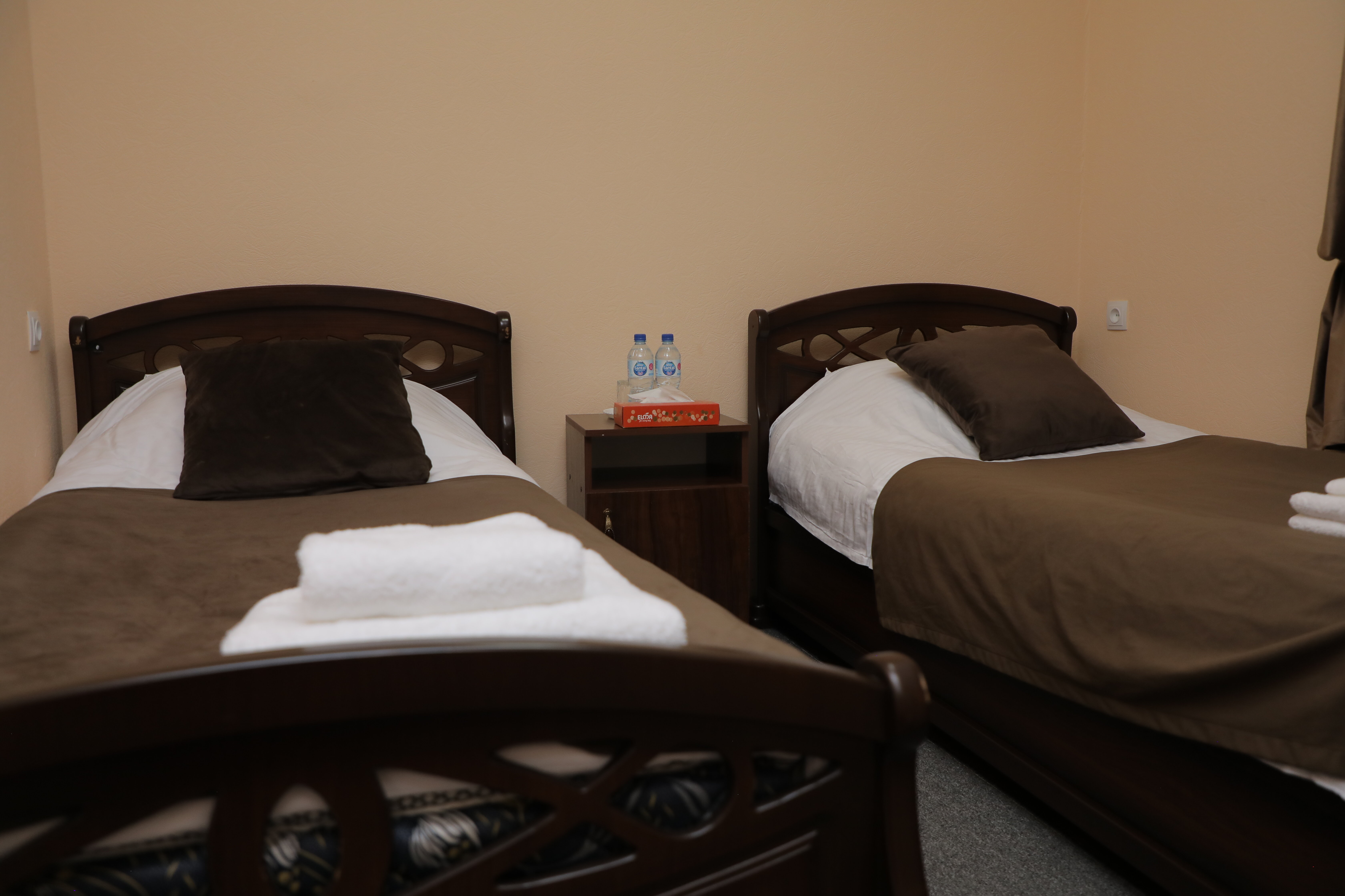 Фото Brick House