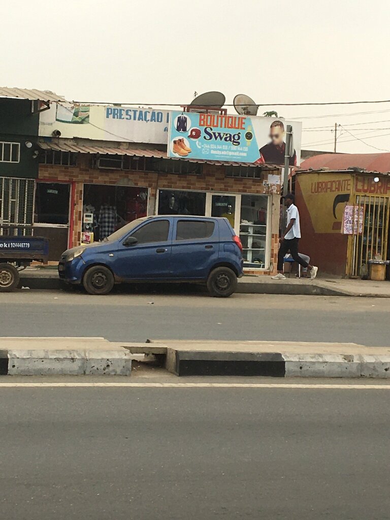 Shoe store Boutique Swag, Loanda, photo